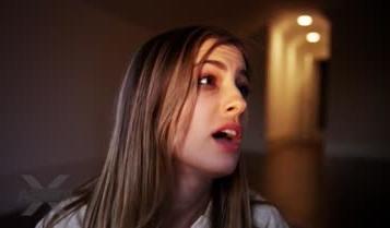 Καυτό μουνί γλείφει κινητό ουρά